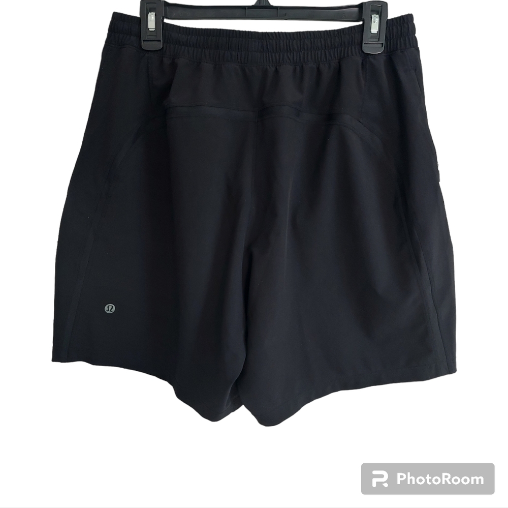 Men's lululemon athletic short Black size large